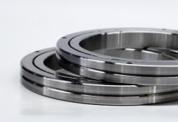 與傳統(tǒng)軸承相比，交叉滾子軸承有哪些優(yōu)點(diǎn)？